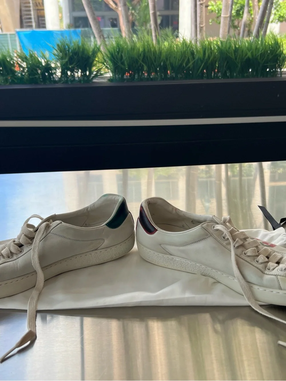 Gucci White Leather Sneakers with Red & Green Heel Panels